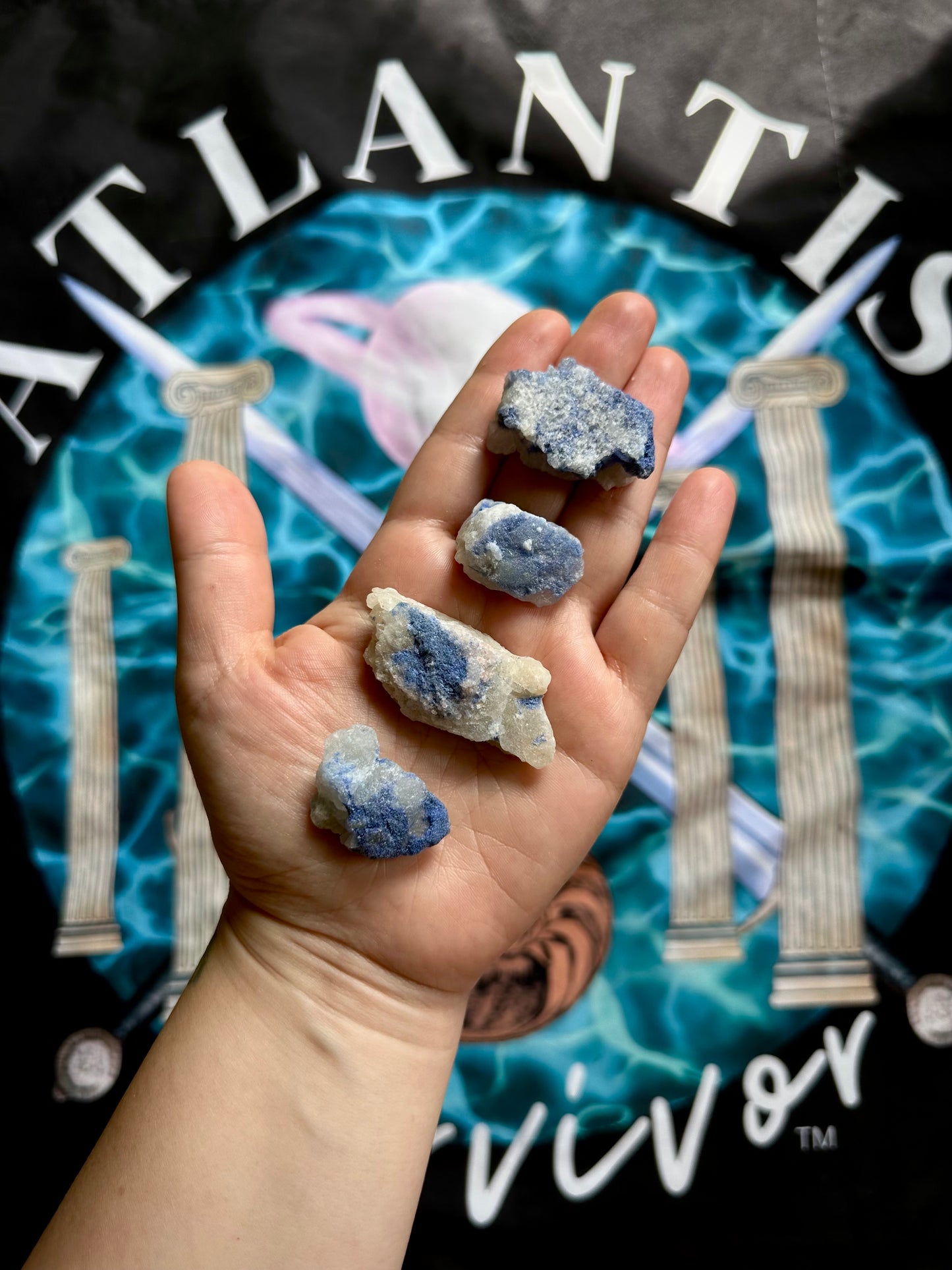 DUMORTIERITE IN QUARTZ ~ 1 PIECE