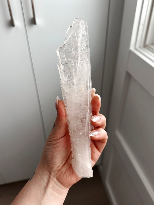 CHERUB FEATHER ~ FADEN QUARTZ