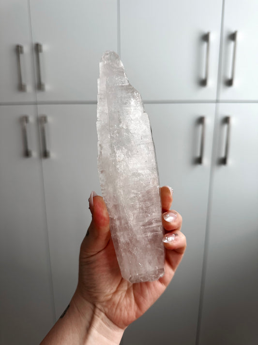 FINGER OF GOD ~ DT FADEN QUARTZ