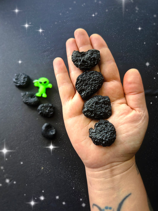 BLACK TEKTITE ~ 1 PIECE